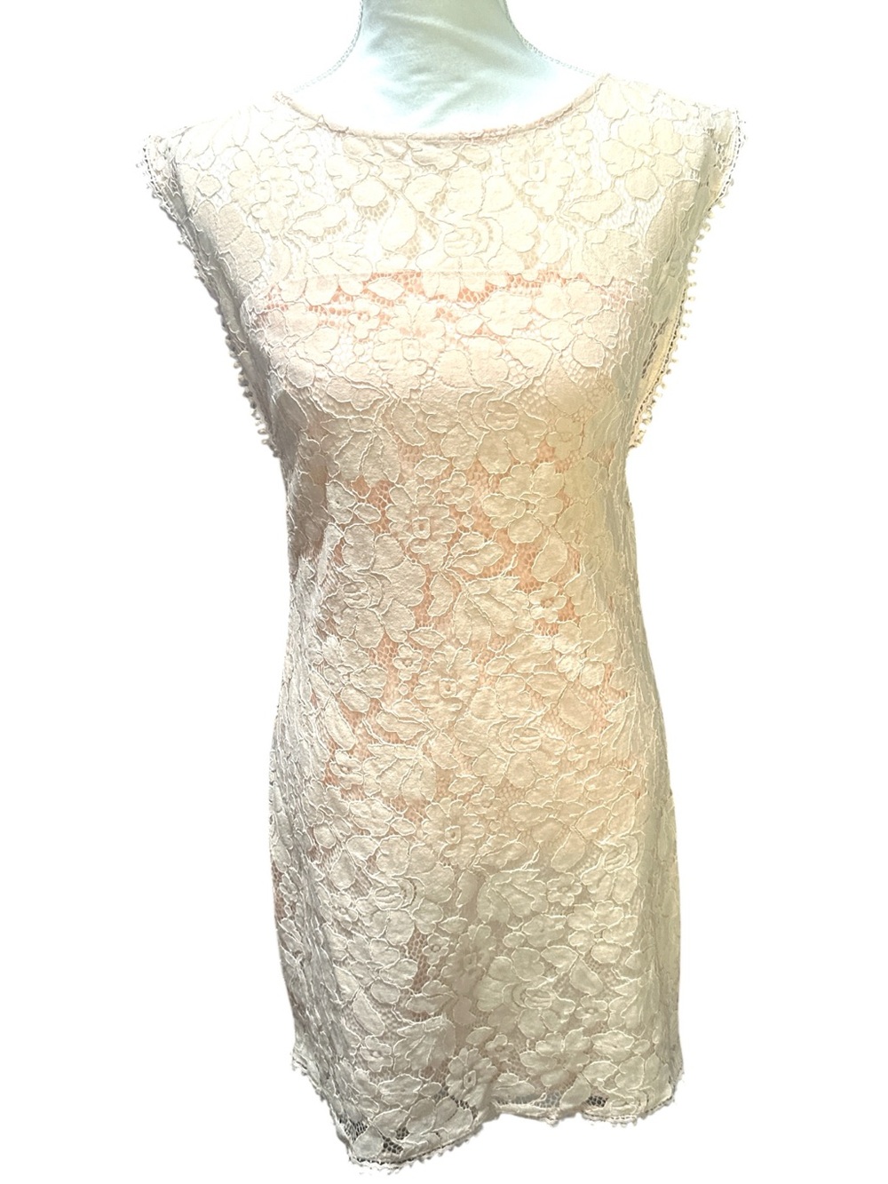 Beautiful Vince Camuto‎ Peach Floral Lace Mini Dress